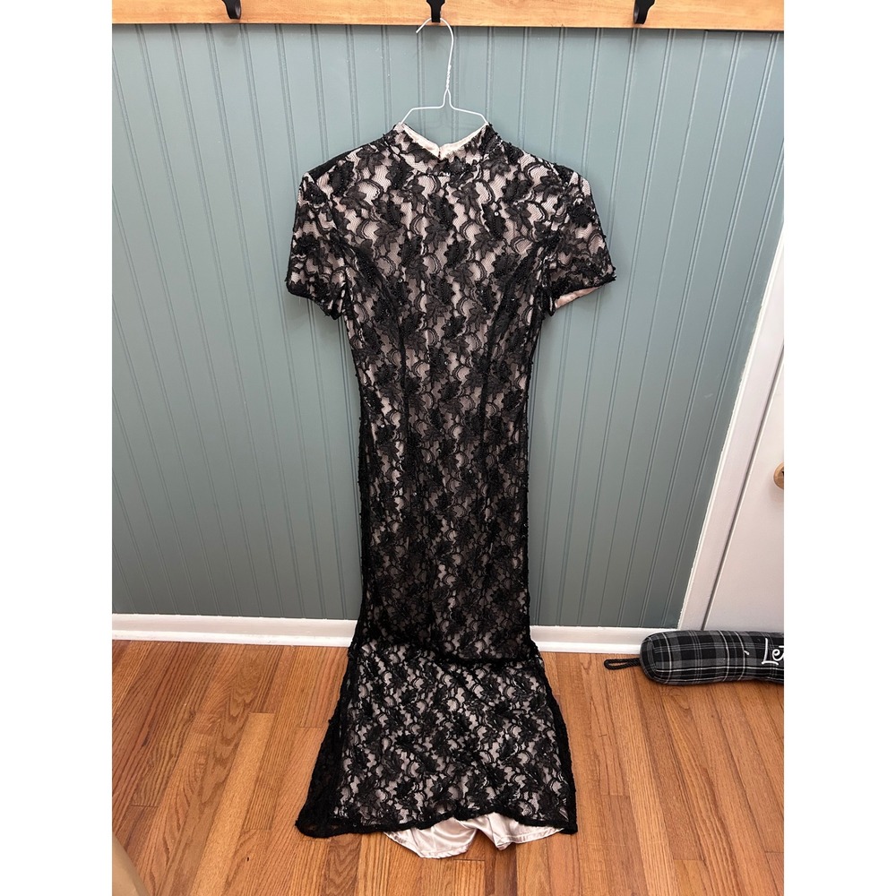 Stone Ferris Sterling Black Beaded Lace Gown High Neck Keyhole Back Size 12